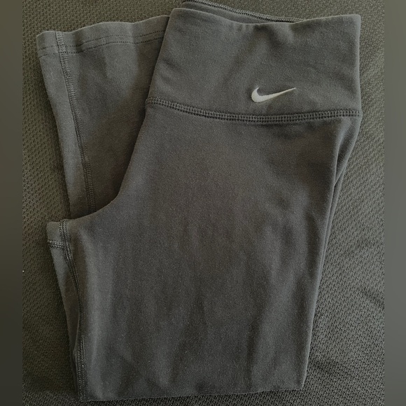 Nike Pants - Nike black leggings